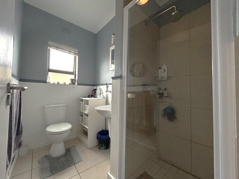 2 Bedroom Property for Sale in Muizenberg Western Cape